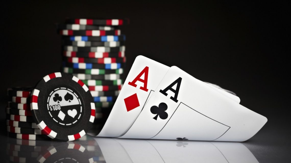 Poker entre amis : que faut-il en penser ?